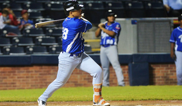 Chinandega propina inesperada barrida a los Leones en el Pomares