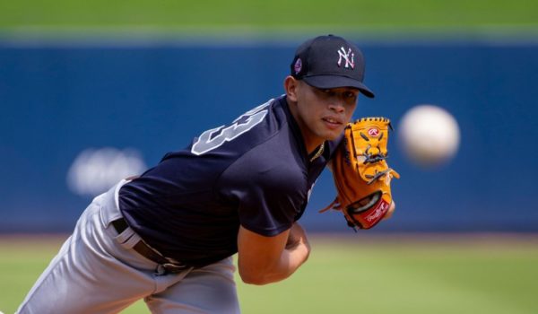 Jonathan Loáisiga luce en gran forma en su debut en el Spring Training