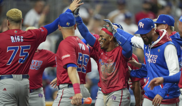 Puerto Rico manda de regreso a casa a República Dominicana con todas sus estrellas