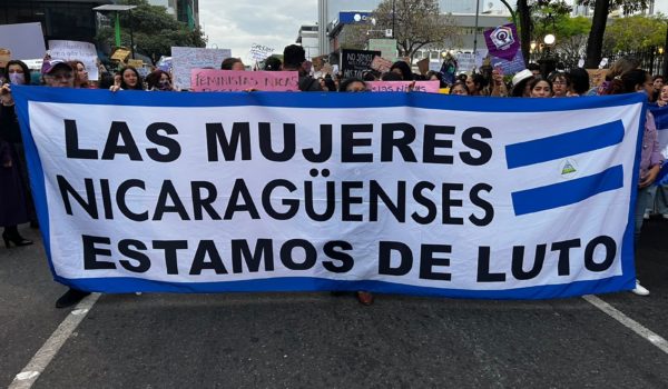 8M: Feministas nicaragüenses exiliadas y desterradas marchan en Costa Rica