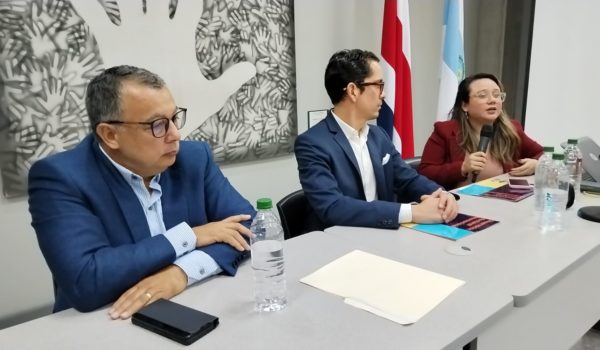 «Fiscalizando el Poder Local». Presentan libro sobre las principales prácticas corruptas en Nicaragua