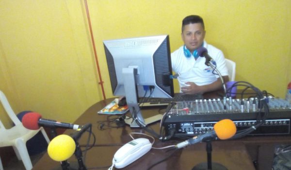 Periodistas en el exilio demandan la liberación de Víctor Ticay