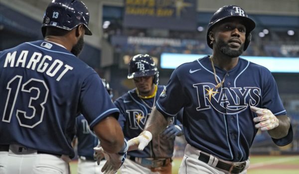 Tampa Bay empata el récord de la era moderna de más victorias al inicio de temporada