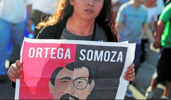 El caso del chino Enoc plantea nuevo dilema para la oposición