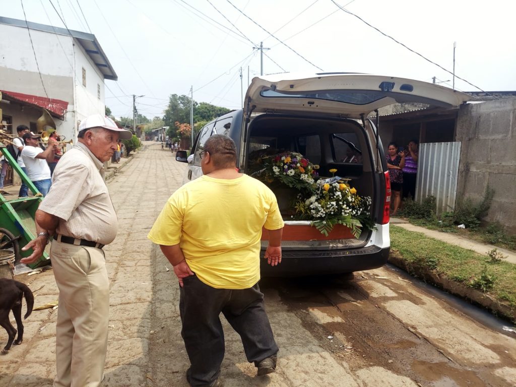 Un médico forense habría determinado que Francisco Sandino, mejor conocido como "Pancho Loco" murió por un infarto. LA PRENSA/ Cortesía.