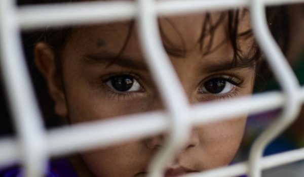 Getty Images Estados Unidos aún tiene a más de 1.000 niños separados de sus padres por su estatus migratorio.