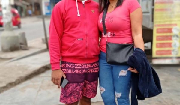 Cortesía: Elizabeth García Ender Mata García con su madre Elizabeth García, durante el tiempo que tuvieron que migrar a Lima.