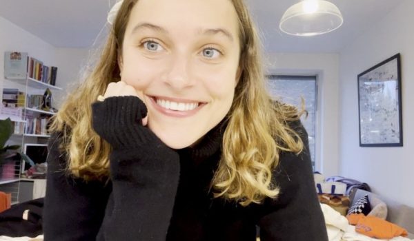 Rosie Viva En su episodio de manía, Rosie experimentaba una psicosis en la que veía y oía cosas que no existían.