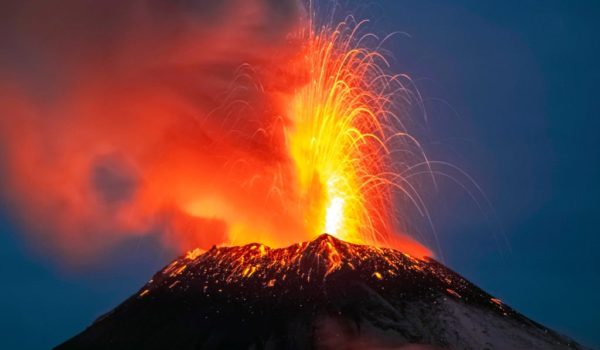 Getty Images Las autoridades elevaron el nivel de alerta a "amarillo fase 3".