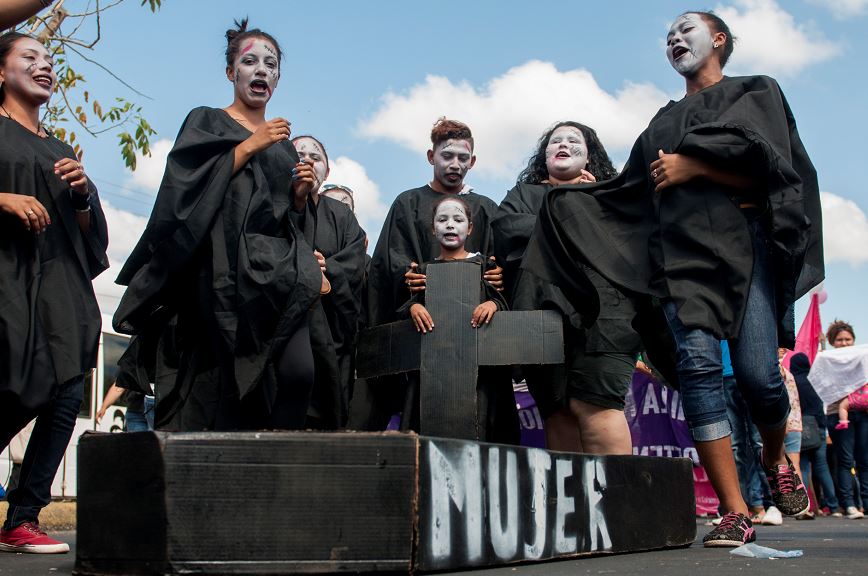 Entre el 1 de enero del 2023 y 30 del abril del mismo año 25 mujeres fueron ultimadas. LA PRENSA/ Archivo.