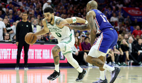 Tatum resurge a tiempo y Celtics fuerzan séptimo juego contra los Sixers