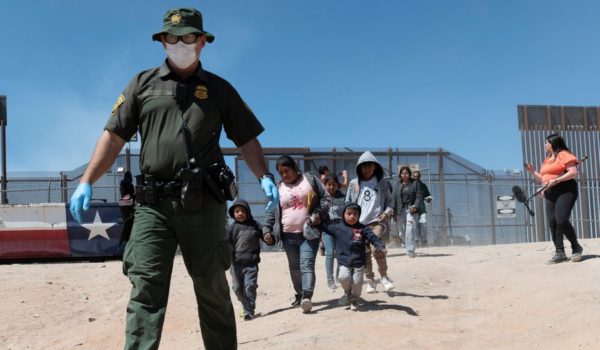migrantes, Título 42,corrieron