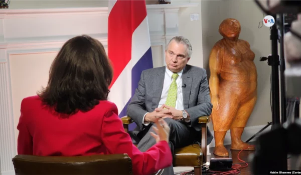 Canciller de Costa Rica Arnoldo André Tinoco concedió entrevista a la Voz de América, el martes 20 de junio de 2023. [Foto: Cortesía Hakim Shammo]