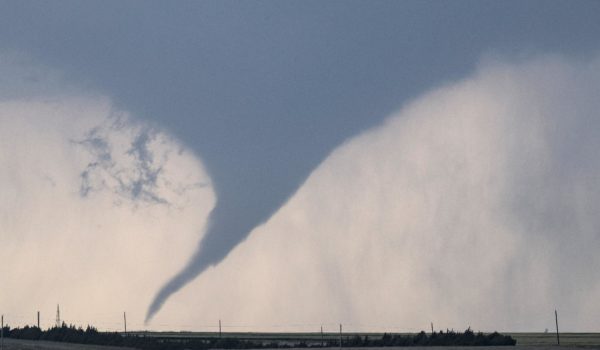Getty Images Estados Unidos registra unos 1.200 tornados cada año, lo que provoca un promedio de 71 muertes.