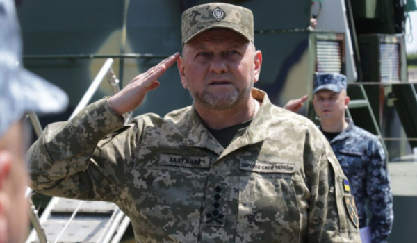 Ejército de Ucrania El general Valerii Zaluzhnyi nunca sirvió en el ejército soviético y se ha mantenido alejado de la jerarquía militar al estilo soviético.