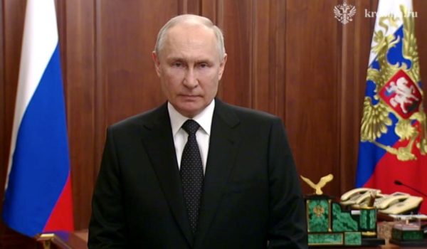 Getty Images El presidente ruso Vladimir Putin se dirigió a la nación en un discurso televisado tras el levantamiento del grupo Wagner.