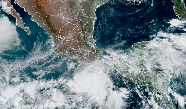 Se prevé viento con rachas de 60 a 80 km/h y oleaje de 2 a 4 metros de altura en las costas de Oaxaca y Guerrero.