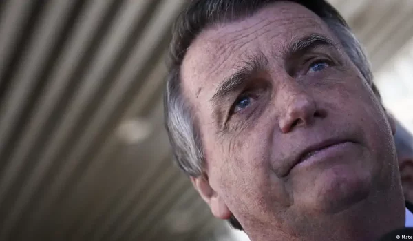 Jair Bolsonaro, fotografiado ayer en Brasilia, donde se dirigió a la prensa.