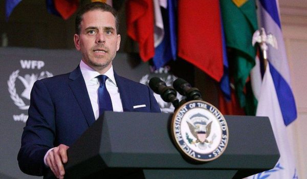 Getty Images Si el juz aprueba el acuerdo con la Fiscalía es posible que Hunter Biden logre evitar la cárcel.