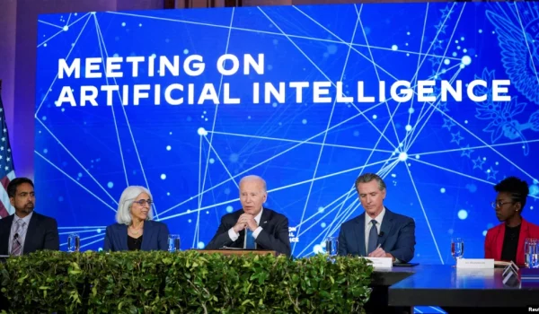 El presidente de EEUU, Jos Biden, preside un panel sobre la inteligencia artificial en San Francisco, California, el 20 de junio de 2023.