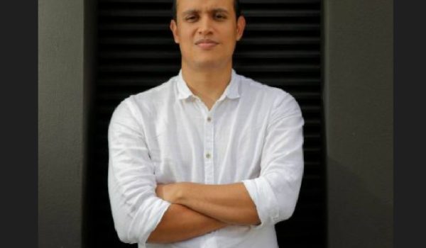 Opositor a punto de perder una beca de Oxford por culpa de Daniel Ortega, que se niega a renovar su pasaporte