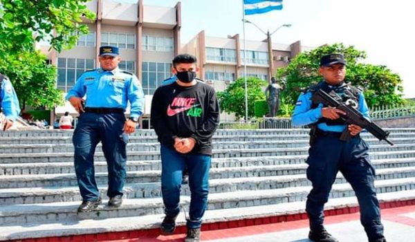 Honduras concede a Panamá la extradición de un nicaragüense acusado de violación
