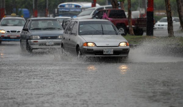 Sistema de baja presión y entrada de la onda tropical 12 generarán lluvias con descargas eléctricas en Nicaragua