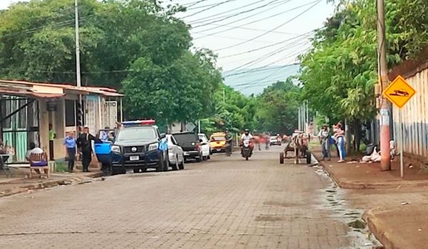 Cuatro adolescentes se intoxican con licor y clonazepam en colegio público de Ciudad Sandino