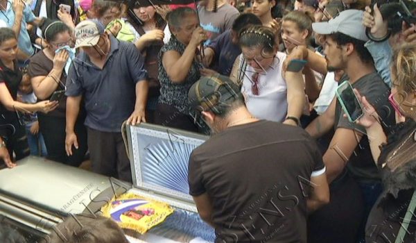 Despiden a Domingo González al ritmo de su comparsa en Managua