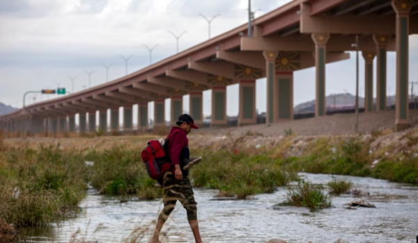 migrantes, centros de procesamiento