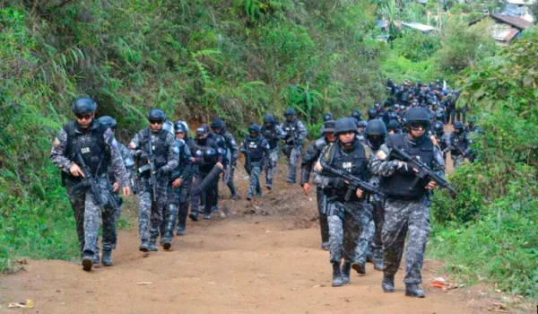ARCHIVO - Ecuador atraviesa una crisis de seguridad ciudadana ante la respuesta del Estado a las bandas del crimen organizado que han tomado fuerza y control en amplias regiones del país para traficar cargamentos de droga.