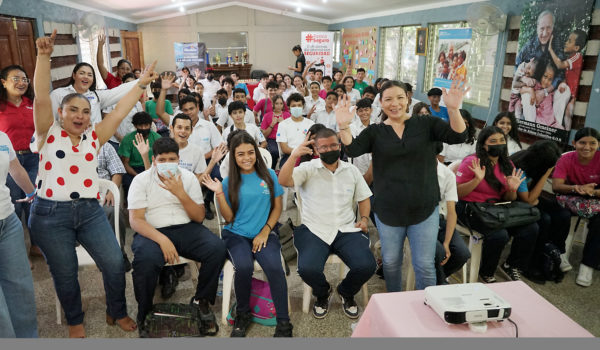 Claro Nicaragua celebra el Día Mundial de las Redes Sociales