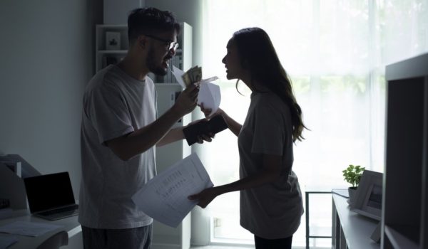 Getty Images El incumplimiento de manutención siempre se ha visto como un asunto íntimo, cuando en realidad se trata de un problema público por el costo que supone para el Estado.