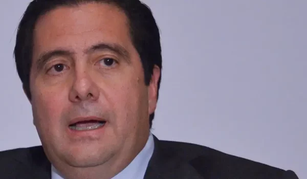 Martín Torrijos buscará nuevamente la presidencia de Panamá en las elecciones de 2024.
