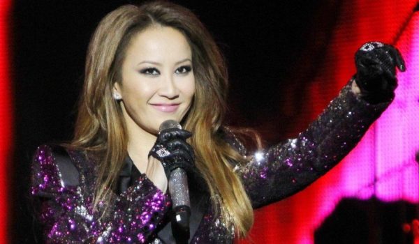 Getty Images Coco Lee fue la voz en mandarín de Mulán, además de interpretar canciones de otras películas conocidas