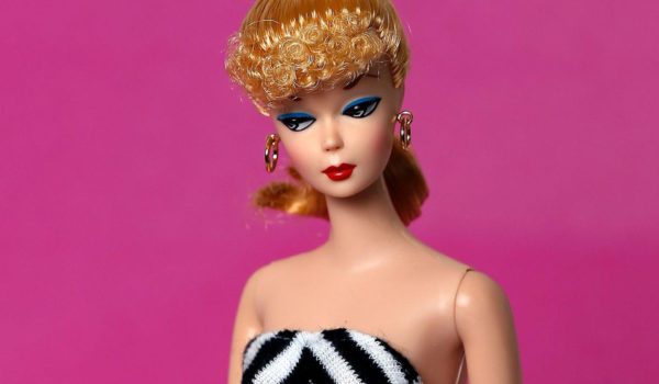 Getty Images La Barbie original era demasiado "mujer" para algunos de los vendedores de muñecas de la época.