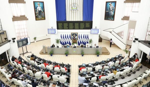 Diputados piden respeto a la libertad religiosa en Suecia, mientras en Nicaragua se encierra a sacerdotes de la Iglesia católica
