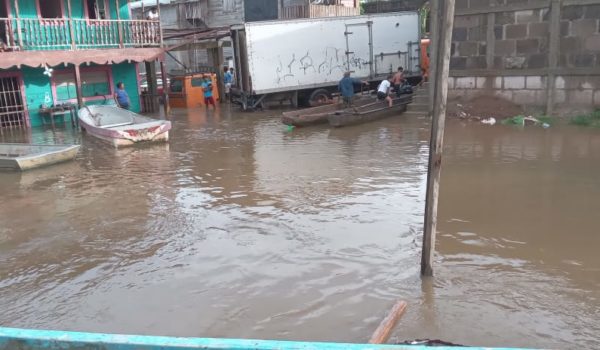 Dos muertos y varias familias evacuadas por crecidas de ríos en el Caribe de Nicaragua