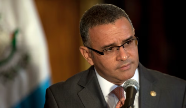 expresidente, Mauricio Funes, Nicaragua, El Salvador