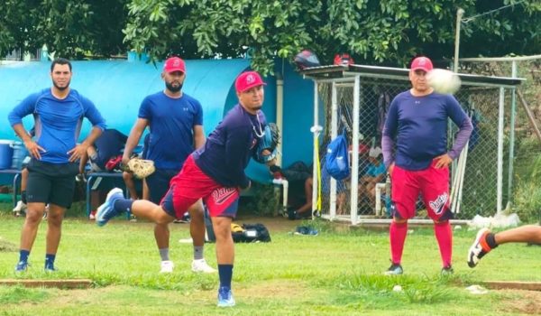 Los Dantos forman una de las mejores rotaciones de la historia  con Ronald Medrano