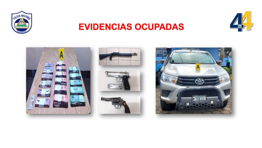 Este es el dinero, las armas y la camioneta ocupada a los presuntos maleantes. LA PRENSA/Policía, 