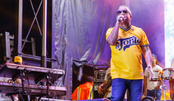 Héctor Acosta «El Torito» espera seguir compaginando la música y su escaño de senador