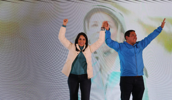 González supera a Noboa con 9,65 puntos tras procesarse el 92,9 % de las actas en Ecuador