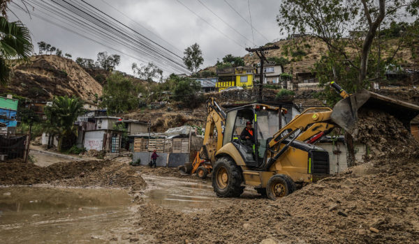 El paso de la tormenta tropical Hilary deja cuatro muertos en el noroeste de México