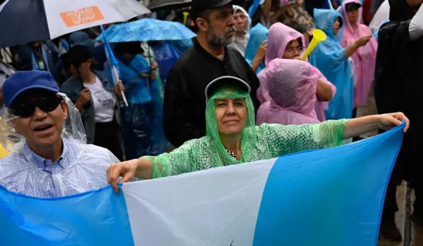 Manifestación en Ciudad de Guatemala contra la fiscal general Consuelo Porras. (24.7.2023).