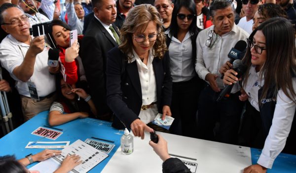La presidencia se le escapa por tercera vez a Sandra Torres Casanova en Guatemala
