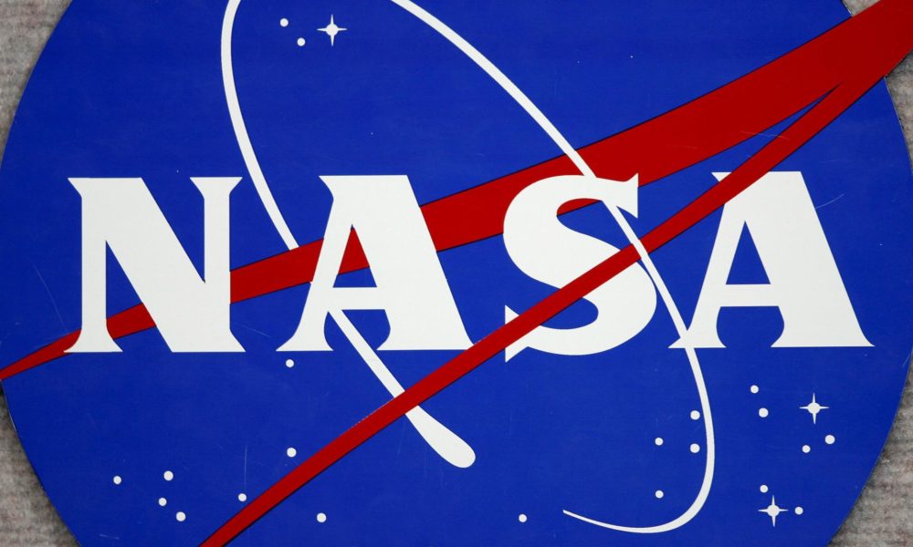 Vista del logo de la NASA, en una fotografía de archivo. EFE/AARON M. SPRECHER