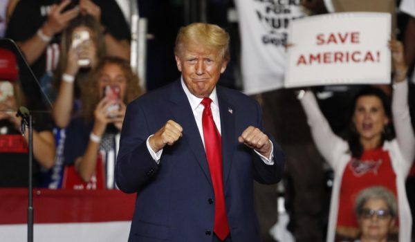 Trump arremete contra el fiscal y la jueza del caso del asalto al Capitolio