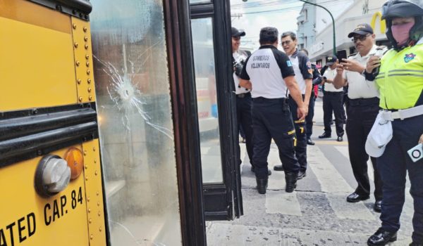 Pasajero relata ataque armado contra autobús en Guatemala, donde solo viajaban nicaragüenses