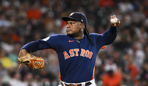 Framber Valdez lanza tercer no hit no run en esta temporada